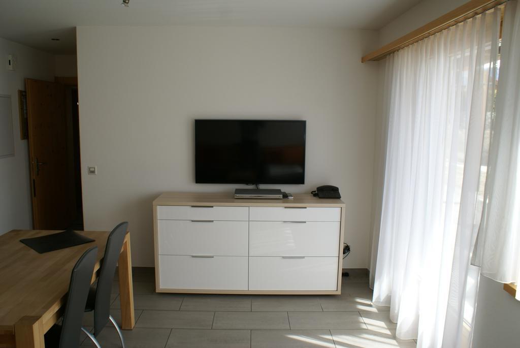 Appartamento Chasa Mundin Scuol Camera foto